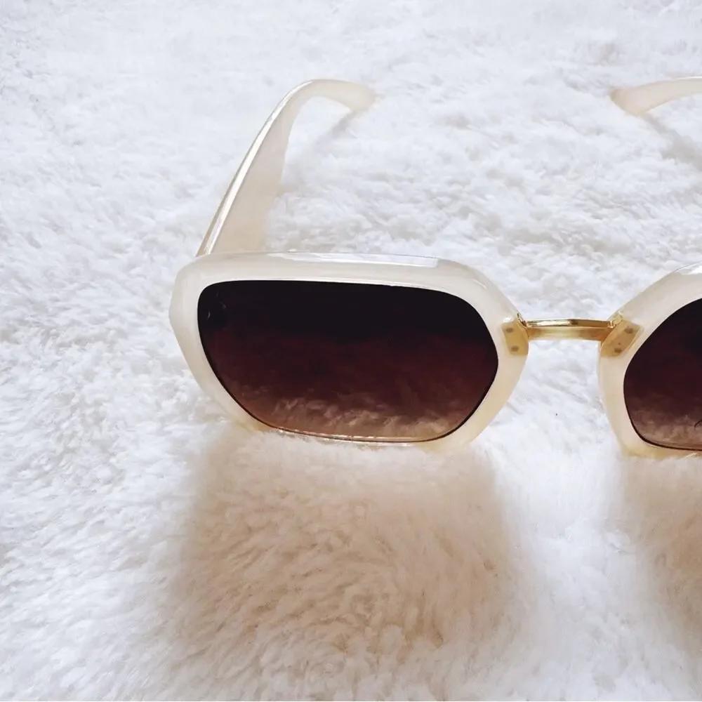 Layla Clear Beige Sleek Square Sunglasses